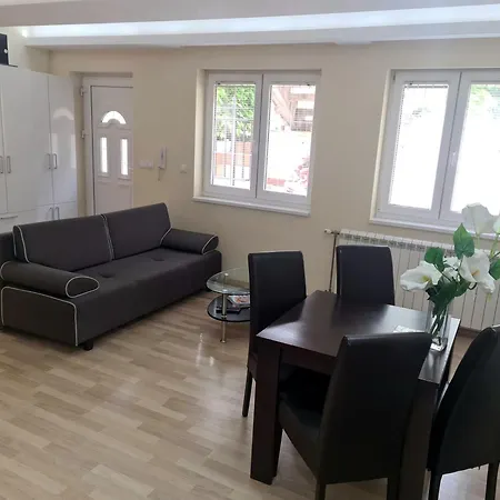 Fantastic Nights Ii Apartmán *